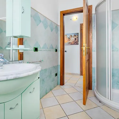 Villa Ulivi 3 *