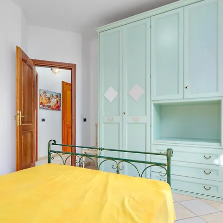 Vila Ulivi 3 *